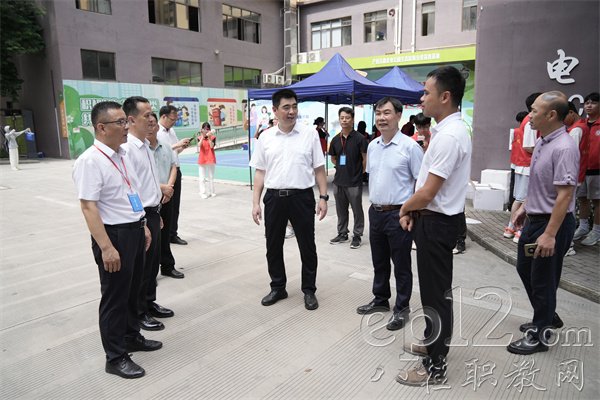 检查组检查江南校区